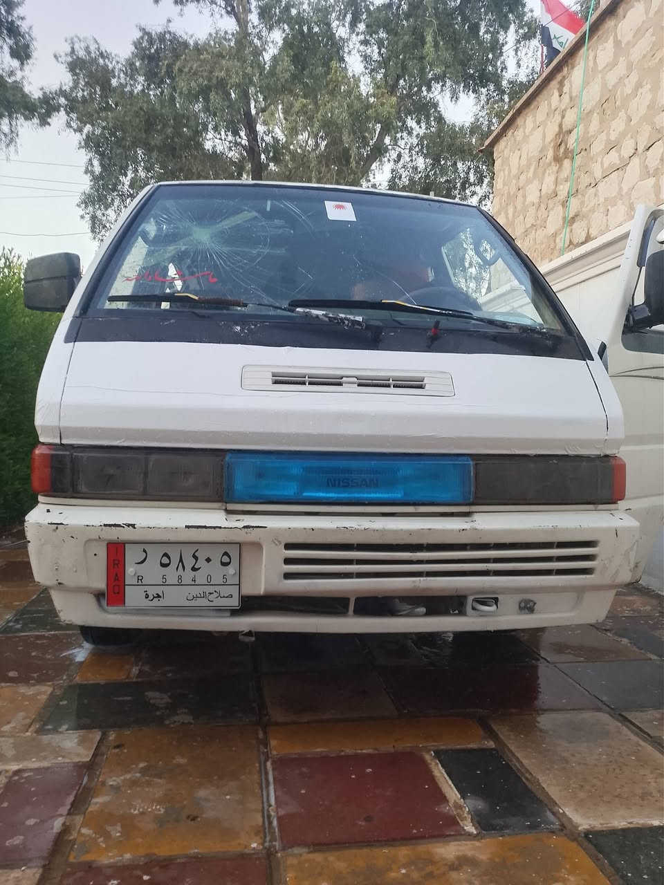 باص نيسان موديل 92 سنويا كارتوني حمره ساقطه 21 شرط تحويل وكاله كير محرك 4Yياباني سياره حلوه جاهزه مال شغل مال عائله أو مال خط  شتريدها ترهم لبيع أو امراوس مكانها كركوك حي عسكري سعر 18بيها مجال لشراي ***********
