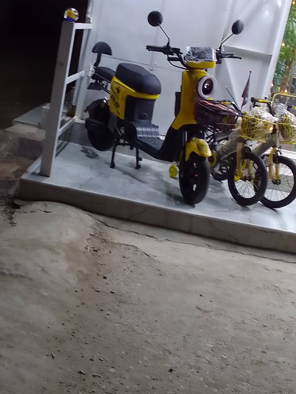 شحن للبيع بايسكل شحن 750     ***********
