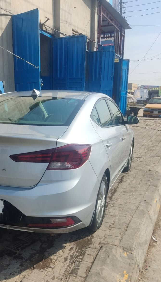 سياره وارد امريكي 2020 السعر 144 ماشيه 30 الحادث ضد البنيد ونفس معمر كفاله عامه سيارهف السياره فول رقم بغداد السياره فول واحد على واحدتتواجد بكربلاء ***********
