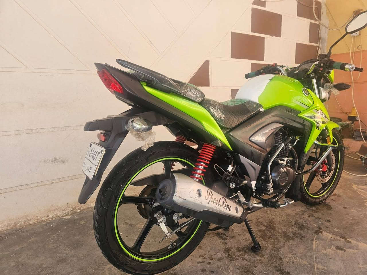 لبيع هاوجي نضيف بمعنه كلمه 
مسجل وكامل السعر 17.       ***********
