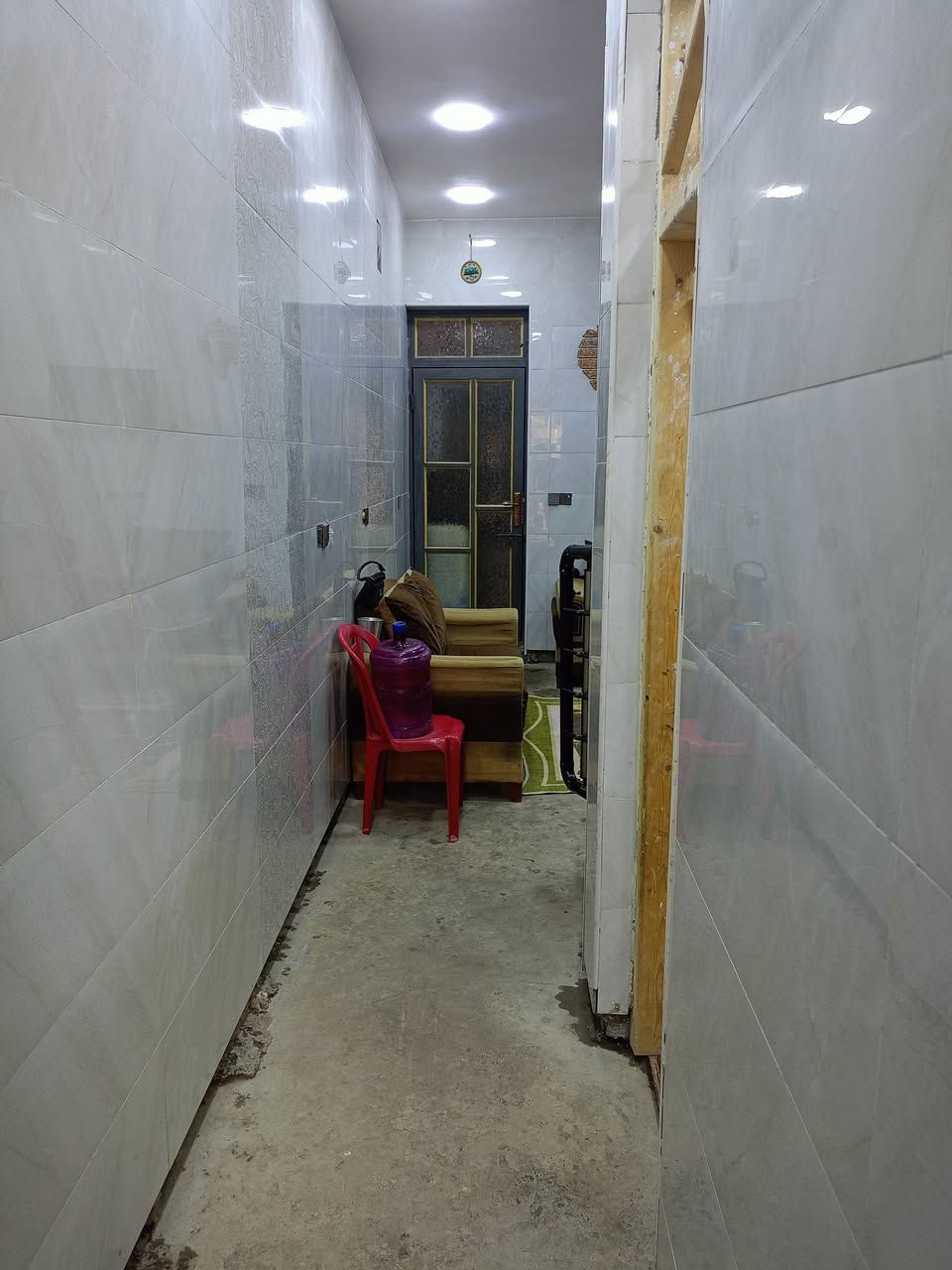 السلام عليكم بيت للبيع المساحة 100 متر
الزعفرانية دور الشرطة شارع الشمري الفرع السادس للأستفسار الأتصال ع رقم ***********
