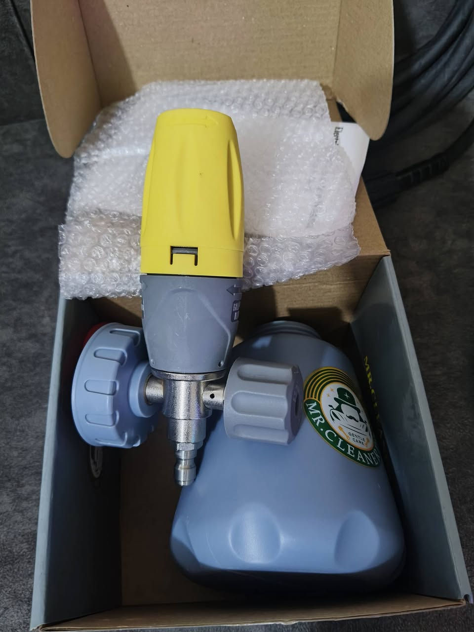 فارة غسل 9 بارحقيقي  مع كامل مرفقات اصلية مستخدمة 3 مرات فقط بعدها بالكارتون السعر 170 وبيها مجال لطيبين مكاني الحسينية ***********
