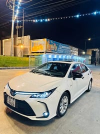 للبيع كورلا 2025  سياره نضيه حيل مابيه لا طخه ولا رصعه ماشيه 42 ملاحظه...