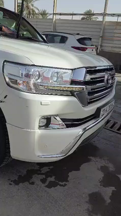 سلام عليكم... لاند كروز للبيع...
موديل 16
فول مواصفات
GXR 6V. 4000

تخم تاير جديد..
كفاله عامه...
رقم ألماني..
تحويل مباشر...
رقم بغداد..
السعر.. اتصل ودلل ***********.. ✨
