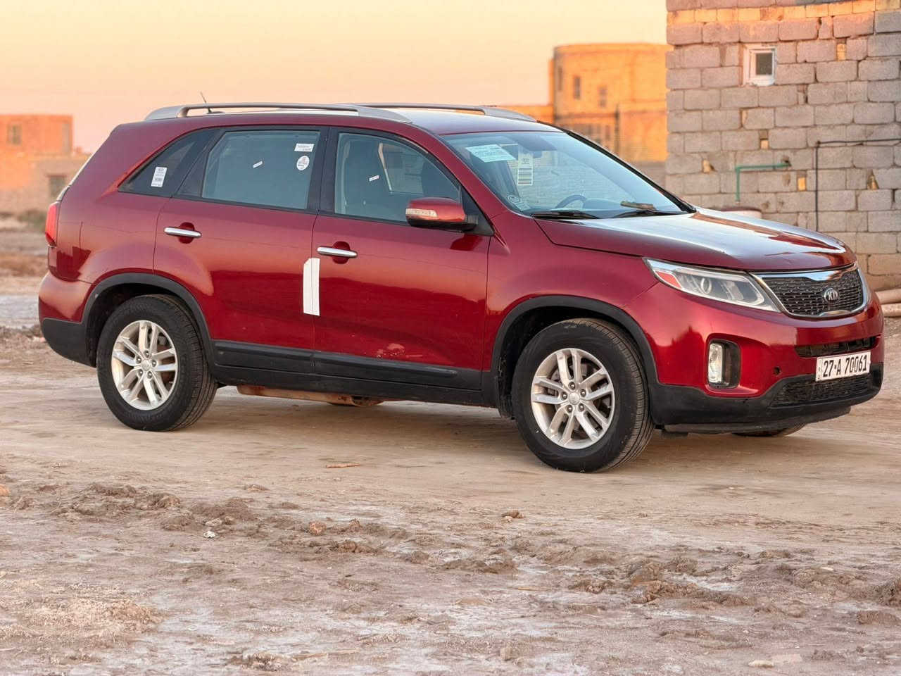 سلام عليكم للبيع سورنتو 2015 وارد امريكي رقم ذي قار الدولي ضررها بنيد وجاملغ الخلفي صبغ فقط بدون  تبديل السياره جديده وجاهزه للاخير
المواصفات 

7راكب 4سلندر 

شاشه كبيراه 

إشاير بالمري 

كامره تحكم جيهتين 

تبريد خلفي 

كير مكينه حداده تخم تاير كفاله اسعر 148 وبيها مجال للشراي مكان السياره الناصريه اي استفسار ***********
