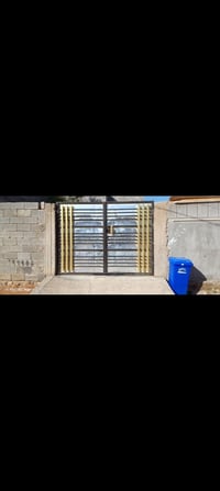 باب سياج فردتين عرض 260 ورتفاع 200 كامل مع الكابون السعر 225 للستفسار ...