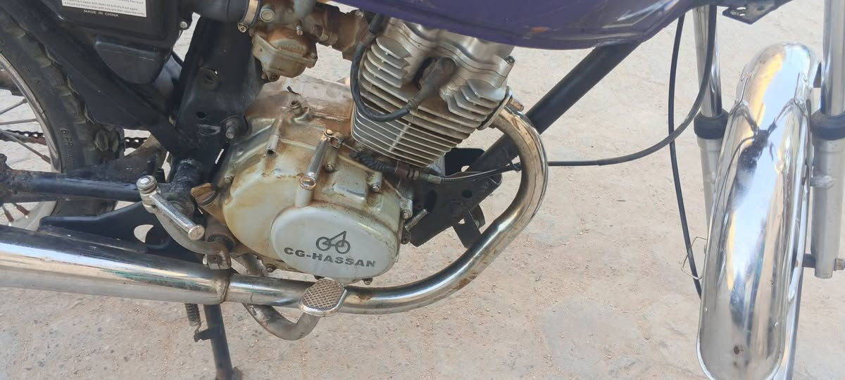 140 كلك
شغاله بس المحرك يذب دهن 
مكاني نجف


**إذا كنت صاحب هذا الإعلان وتريد حذفه لأي سبب، رجاءا أرسل رسالة إلى الدعم الفني**