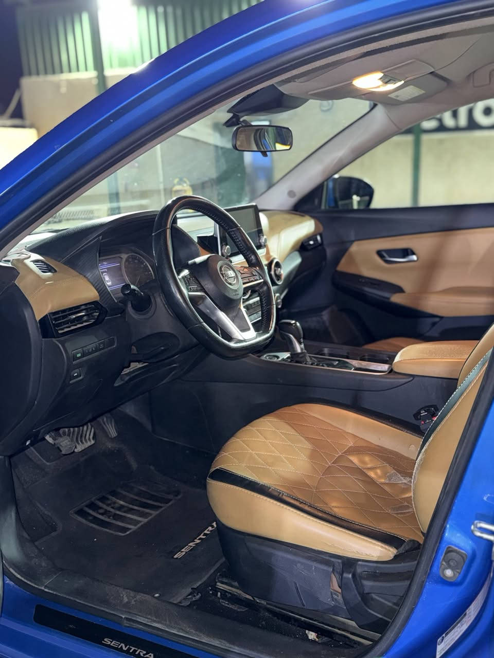 يالله سلام عليكم 
مكلف بالنشر 
نيسان سنترا ٢٠٢٢ بسعر مناسب جدا  مستعجل على بيعتها رقم اربيل باسم راعيها حصرا .. 
موصفات SV نضيفه حيل وجاهزه للاخير بدون اي گلوب بالعينه 
محرك ٢٠٠٠ 
موصفات معروفه دواخل لونين 
بسعر ١٢٠ وبيها مجال بسيط 
رقم راعيها 
*********** 
السياره نضيفه حيل ومكانها العماره ميسان
