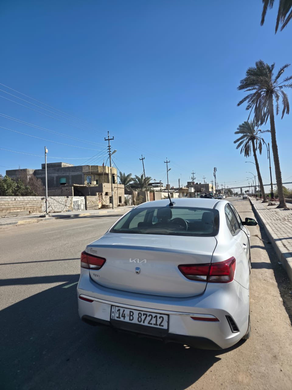 كيا ريو
الموديل2023 
ماشيه:47الف 
الكفاله فقط بنيد مبدل
العنوان البصره شط العرب
السعر130 وبيها مجال
***********
***********
