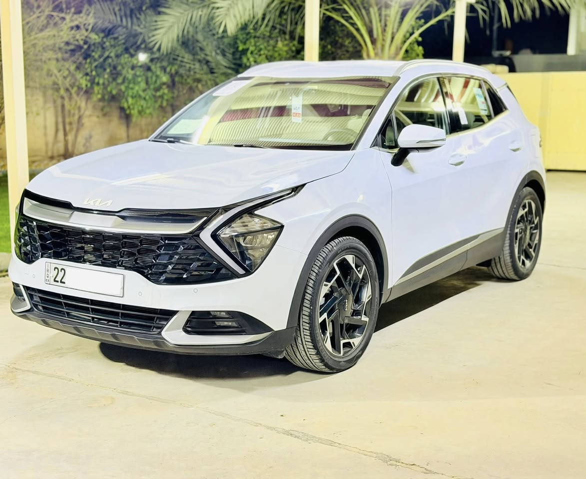 السلام عليكم
كيا سبورتج 2024 خليجي سياره جديده بيها مكانين بارد كد ٤ اصابع بخشم البنيد واسفل الباب العكس السايق الخلفي غيرهن لاشخط ولا تكحيل ولا صبغ  رقم اربيل بسمي 
السعر 218 $ وبي مجال 
ماشيه 27 
المواصفات فول عدا البنروما
بصمة ابواب 
تشغيل عن بعد
كامره ٣٦٠ درجه
قطعتين تبريد
3انضمه قياده
نضام منحدرات
صندوق كهرباء
بك لايت LED
رادارات 
بريك تلقائي 
حساسات امامي خلفي 
كشنات 2 كهرباء
كشنات تدفئة وتبريد 
تدفئة ستيرن 
ترحيب عنده الاقتراب
مثبت سرعه
شاشه ابل كار بلي
اوتو هود
نقطة عمياء 
شحن لاسلكي 
منافذ شحن سريع 

مكان بغداد للاستفسار اكثر اتصل غير متواجد ع فيس
(***********)
