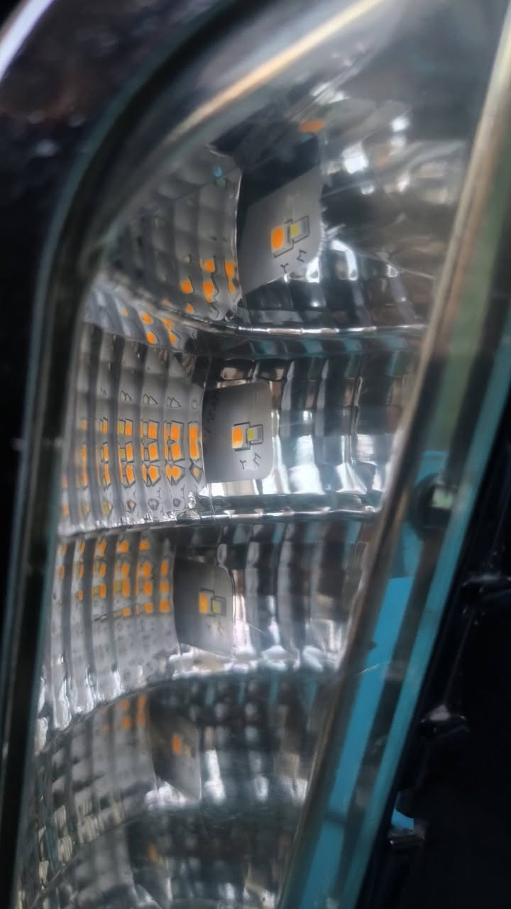 بروجكتر لد دعاميه النترا 17،18 لد وشاره سعره 25 تك عكس جهت سايق... داش كام جديده بلك غير مستعمله سعرها 20  للستفسار هذه رقمي بي وتساب فقط ***********
