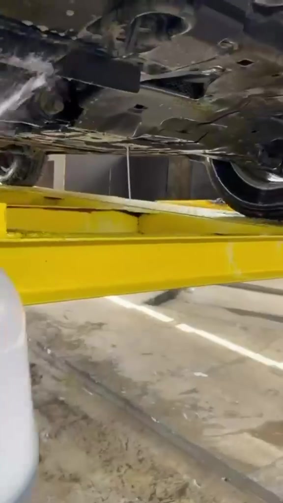 🚗✨ إعلان محطة غسيل السيارات
هل سيارتك فقدت لمعانها؟
الغبار… الأوساخ… البقع؟ لا تشيل هم! 😍
في محطة (Top Clean )
نخلي سيارتك ترجع كأنها جديدة 🔥
✅ غسيل خارجي احترافي
✅ تنظيف داخلي عميق
✅ تلميع ولمعة فخمة
✅ عناية بالتفاصيل الصغيرة
✅ سرعة + جودة + سعر مناسب
📌 لأننا نؤمن أن سيارتك تعكس شخصيتك
خلّيها دايمًا نظيفة… دايمًا لامعة… دايمًا فخمة 💎
🚿 تعال وجرب بنفسك الفرق
(Top Clean ) – نظافة تستحقها سيارتك 
📍 الموقع: (الصليخ.قرب العيادة الشعبية )
📞 للحجز والاستفسار: (***********)
🔥 (Top Clean ) … غسيل مو مثل أي غسيل!
