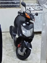 سكنس فحل كابريتر للبيع أم ال(طلاعات) الدراجة  جديدة بمعنى الكلمة ماشية...