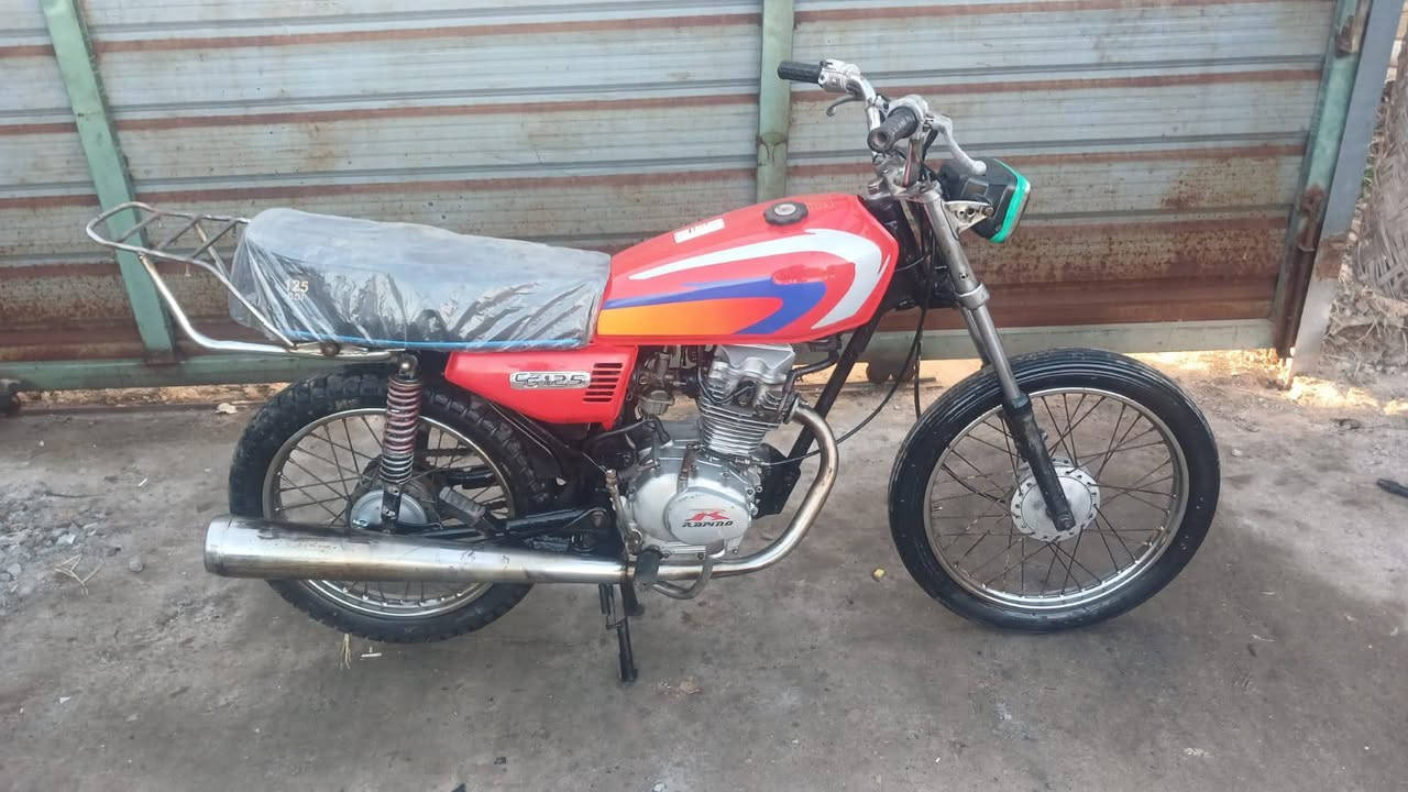 سلام عليكم للبيع دراجه رابيدو  ما مفتوحه     كلش  دراجه   دوات مكفوله من سرقه  مكاني البصره ابي الخصيب   سعر  ٣٢٥ قفل  رقم  ***********
