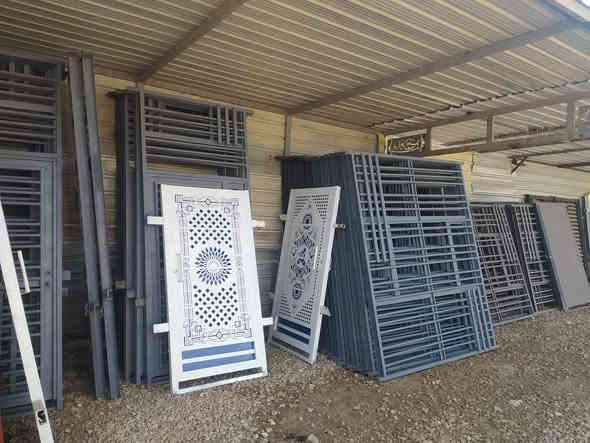 جمله ومفرد اسعار مناسبه 
معرض المصطفى قضاء القاسم شارع العام طريق هاشميه قاسم مقابل الطاقة الكهربائية للاستفسار عن اسعار اتصل بنا على الرقم/***********
