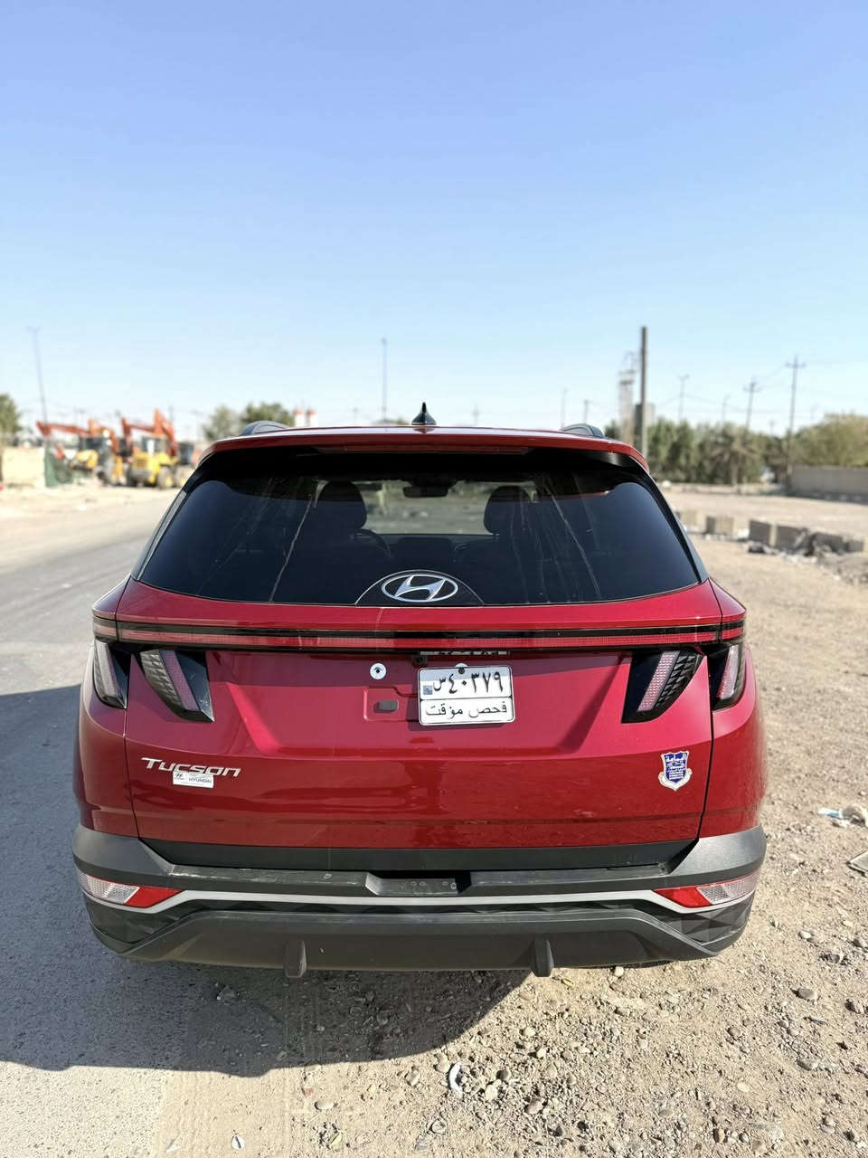 توسان 2024 وارد امريكي
🛑حادثها بدون ايرباك وتبديل 
بجم كبس الصور حادث مرفق بالمنشور 

✅موصفاتها لمتدد 1/1

-فتحة سقف
-شاشة دجتال 
-شاشو كبيرة تدعم الكاربلي
-كشنات جلد 
-بصمة تشغيل عن بعد
-جنطة كهرباء
-كامرة خلفية
-لايت 4 عدسات زنون  
-فول تحكم ستيرن
-فول رادرات 
-كشنات كهرباء
-تدفئة كشنات
-شحن التلفون لاسلكي
-تبريد قطعتين 
-شاشة تحكم بالتبريد 
محرك 2500cc
-ويل كب 17
وبعد بيها هواي موصفات 

دخول على كمرك الجديد بأسمي بدون لوحات
مكان السيارة بغداد
السعر :198$ورقة
 الاتصال :☎️ ‭ ‭0770 963 3108‬
  ‭***********‬        ‭
