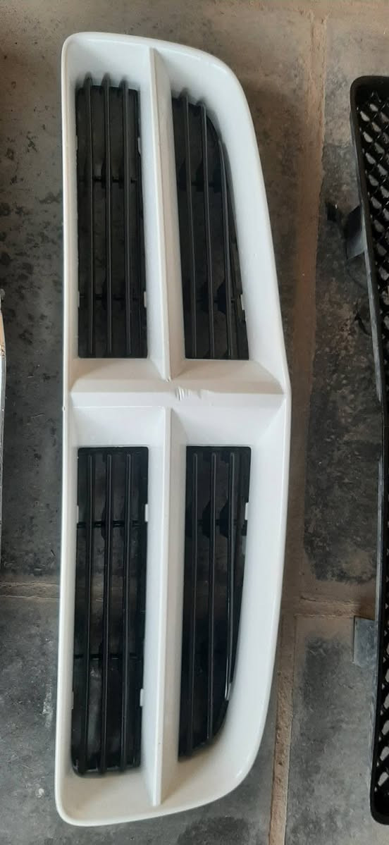 سلام عليكم دعاميه اصليه مو تجاريه مال صبغ بيها كسرين موضحات وشبابيج ابيض ونيكل كلمن وسعره ‎0783 637 6512
مكاني واسط
