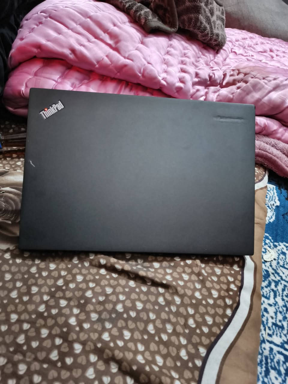 السلام عليكم لابتوب لينوفو للبيع حجم 14
Lenovo thinkbad T440

الجيل 4 كوراي 5 

الرام 8 قابل للتطوير

الهارد 256 SSD قابل للتطوير 

كارت الشاشة VGA 4G

الكيبورد عربي انكليزي ليزري 

الون اسود 

بغداد العبيدي السعر 170 وبي مجال 
*********** واتس واتصال
