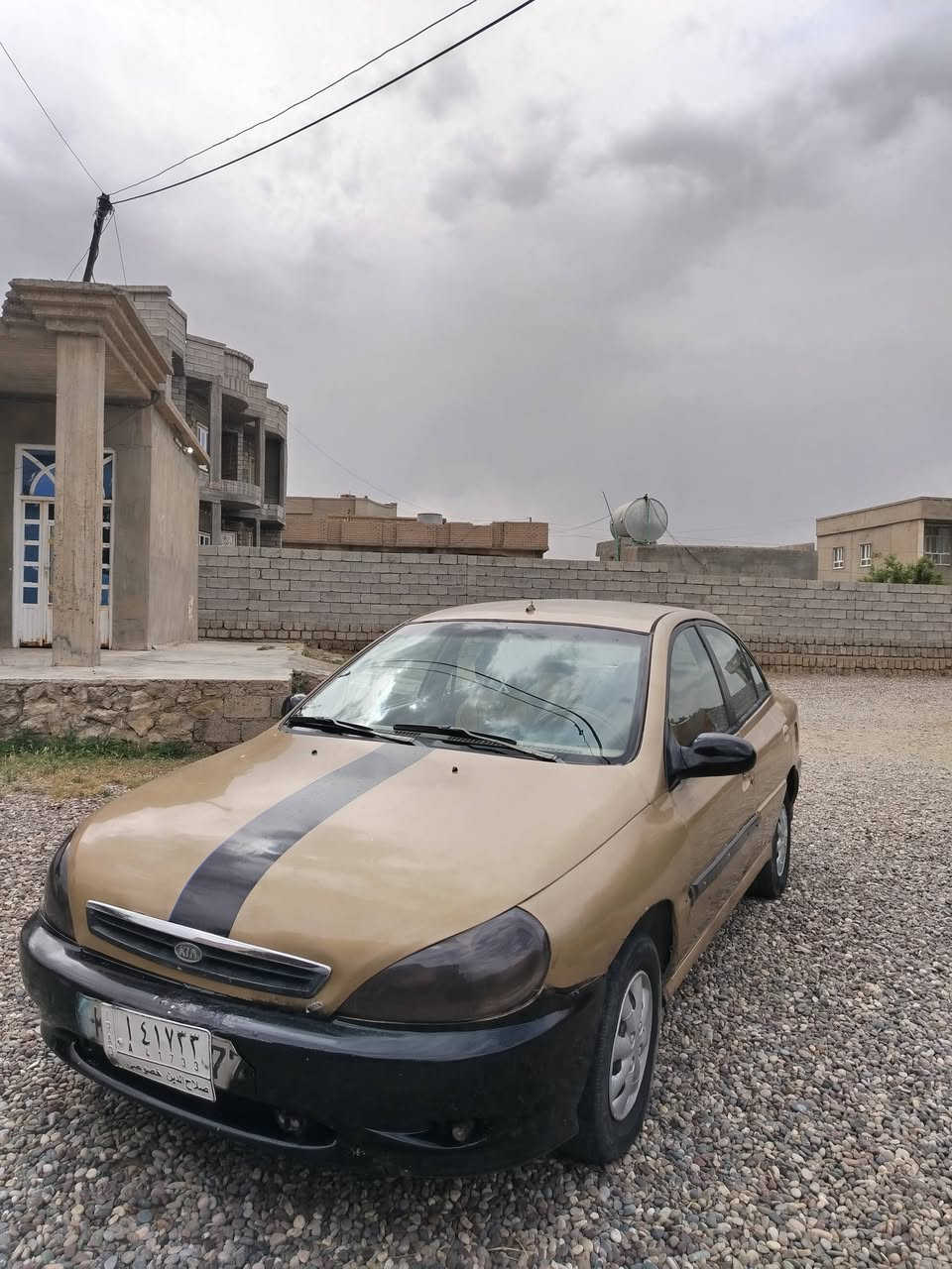 السلام عليكم للبيع كيا ريو
موديل 2000 
رقم صلاح الدين الماني
سنويه لل 2027 عضم
تخم تاير
مصبوغه جماليه بدون دواخل
قرفتها جديده
كهربائياتها كلها شقاله
كير عادي
محرك 16 
السياره جاهزه مانقصها شي
للبيع ترهم بمقدمه وبدون مقدمه  و مراوس حسب القناعه اخذ فرق وانطي فرق 
السعر 40 وبيها مجال
عنوان السياره /  القياره / قريه ازهيليله 
للاستفسار:  ***********
