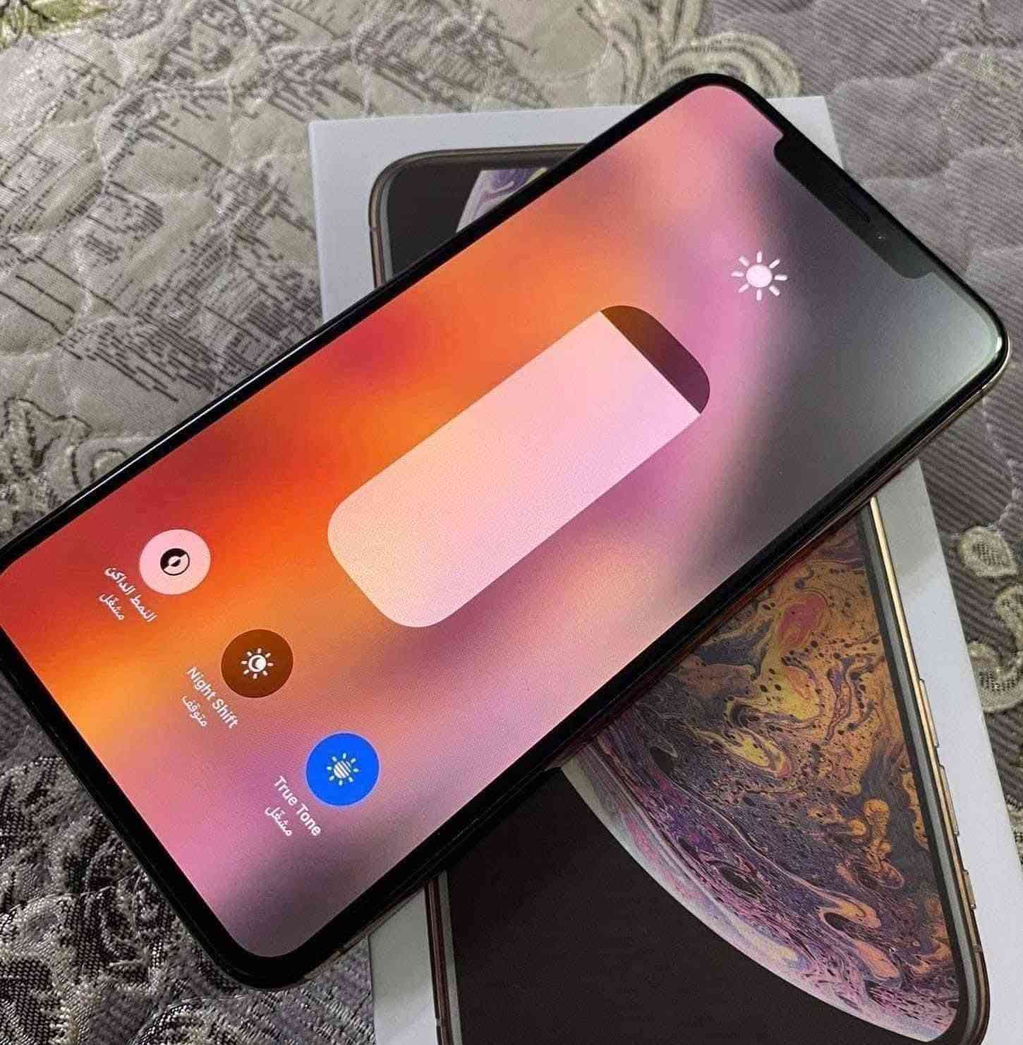 XS MAX
للبيع الجهاز بطاريه٧٧
بي مشكله الجهاز يرست كل ٥دقايق 
احتمال اشرطة السماعات ماعرف
السعر ١٧٠ وبي مجال بسيط
***********
مكاني ديالى
