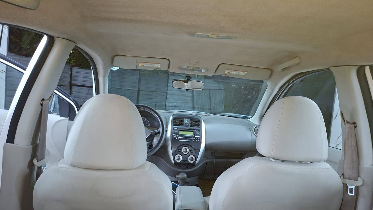 السلام وعليكم للبيع نيسان صني هندي بليته زركه موديل 21 السياره مكفوله كفاله عامه عدا بارد بصيط بيها من الصبغ والظربه رقم اربيل سنويه وهزه جدد سنويه ل 31 بسمي تحويل أو وكاله مكان السياره بغداد حي الجهاد لتواصل *********** اتصال او واتساب
