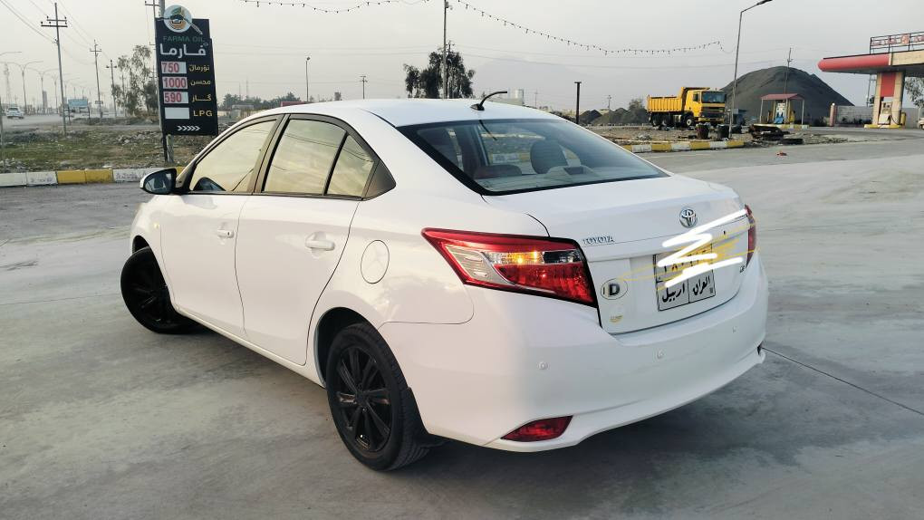Toyota  yars
2014
فوول مواسفات
کوشن جڵد
ناوفۆرمیکا
پێنج ویل کەپ
پارچەونیوێکی سبووخە+دۆسە، بێ ناوگرتن
پێش و دوای کەپسە
مەکینە2nz
گێڕومەکینەبەشەرت
تەبرید +گەرمی ، بەشەرت
تحویل ، وکالەبەشەرت، 
سەنەوی بەسەرچوە 
شوێن ،حاجیاوا
*********** رانية, السليمانية

