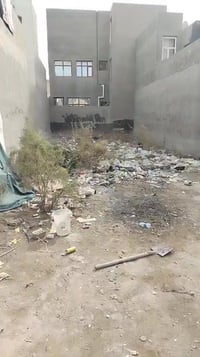 يوجد لدينا قطعه للبيع مساحه 150 م واجهه 7ونص ونزال 20 جميع الخدمات موج...