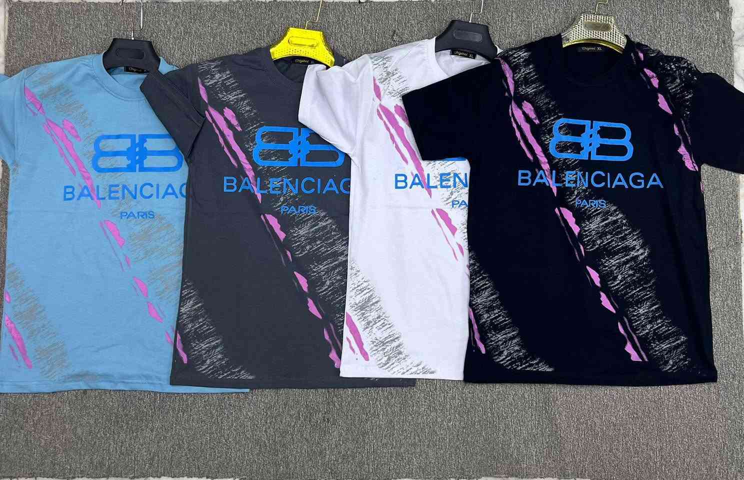 بدي رجالي صيني خامه قطن درجه اولى 
القياس 
L/3xl
الدرزن 12قطعه ب//٥٥ الف


**إذا كنت صاحب هذا الإعلان وتريد حذفه لأي سبب، رجاءا أرسل رسالة إلى الدعم الفني**