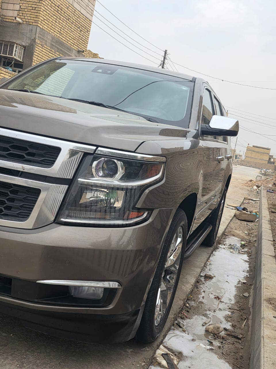 ياالله 
تاهو 2016 
خليجي اصل بيها قطعتين صبغ رش فقط اثر شخوط بدون دواخل 
معروف مواصفاتLTZ 
فوول مواصفات 
الون جوزي هزه وسنويه جديد 
العلوان بغداد  
رقم الهاتف ‭0780 807 2831‬
