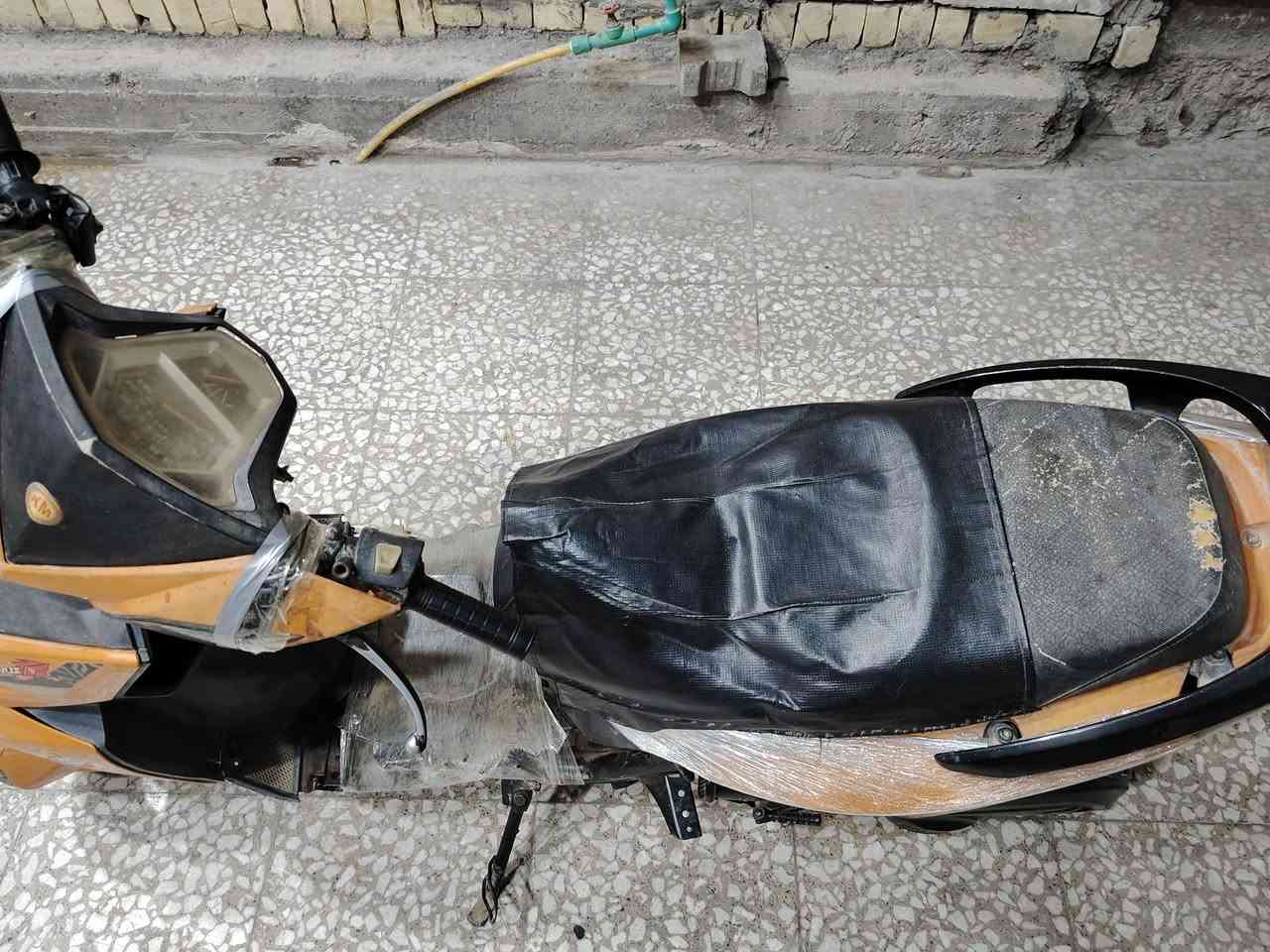 السلام عليكم دراجه سكنس للبيع شغاله نكره سلف كهربائيات شغاله شلعه ومعدل السعر 250 الف وبيهى مجال قليل مكاني كربلاء الحر *********** اتصل ما متواجد مازنجر
