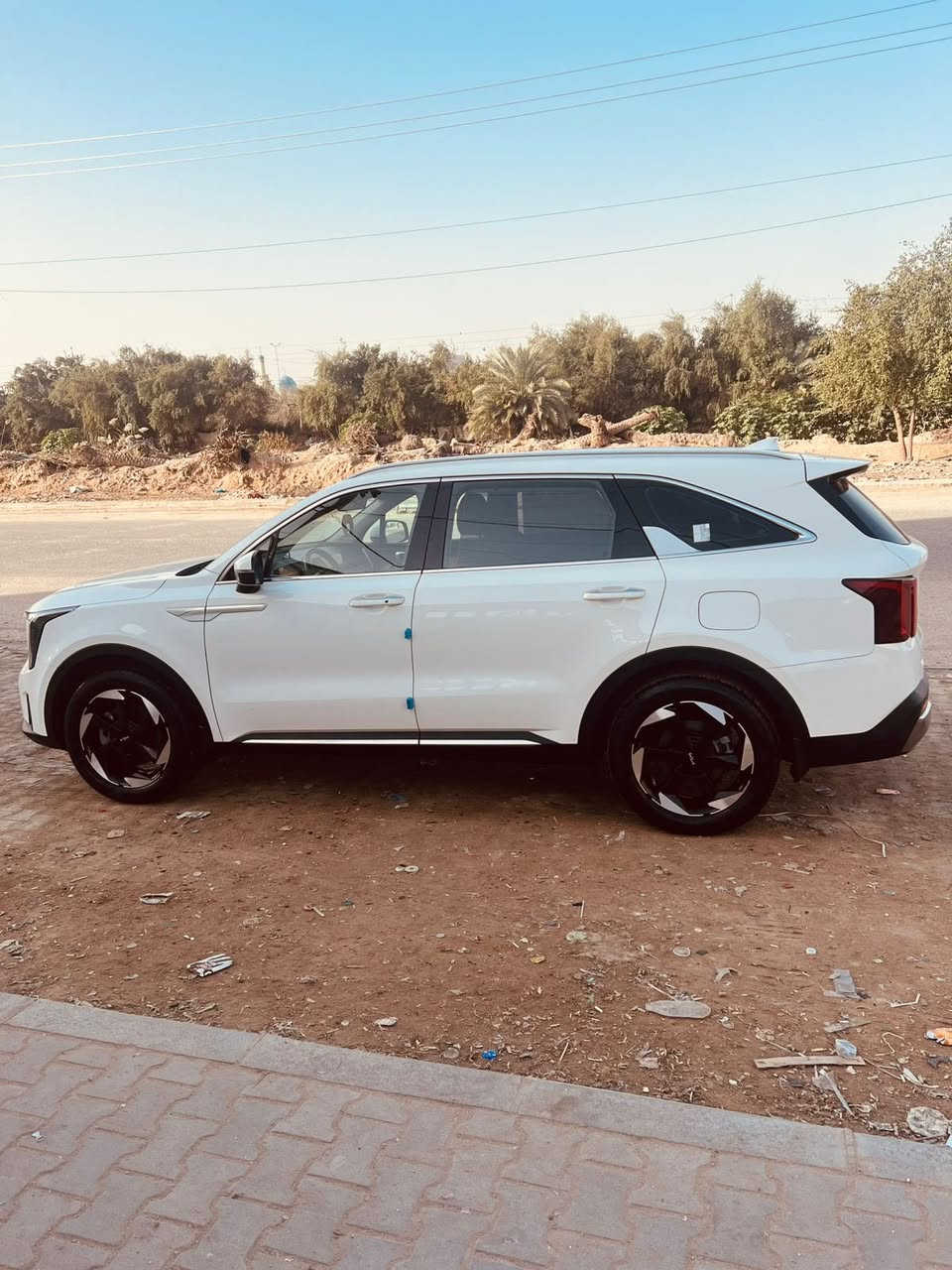 السلام عليكم .
كيا سورنتو 25 خليجي
ماشيه 50 
رقم اربيل. محرك 6 سلندر
كير ماوس
كشنات كهرباء 
بصمه تشغيل 
جنطه كهرباء 
3 قطع تبريد 
بيها بارد صغير جاملغ خلفي 
ورصعتين جاملغ امامي
الجانب الأيمن 
للإستفسار ***********
