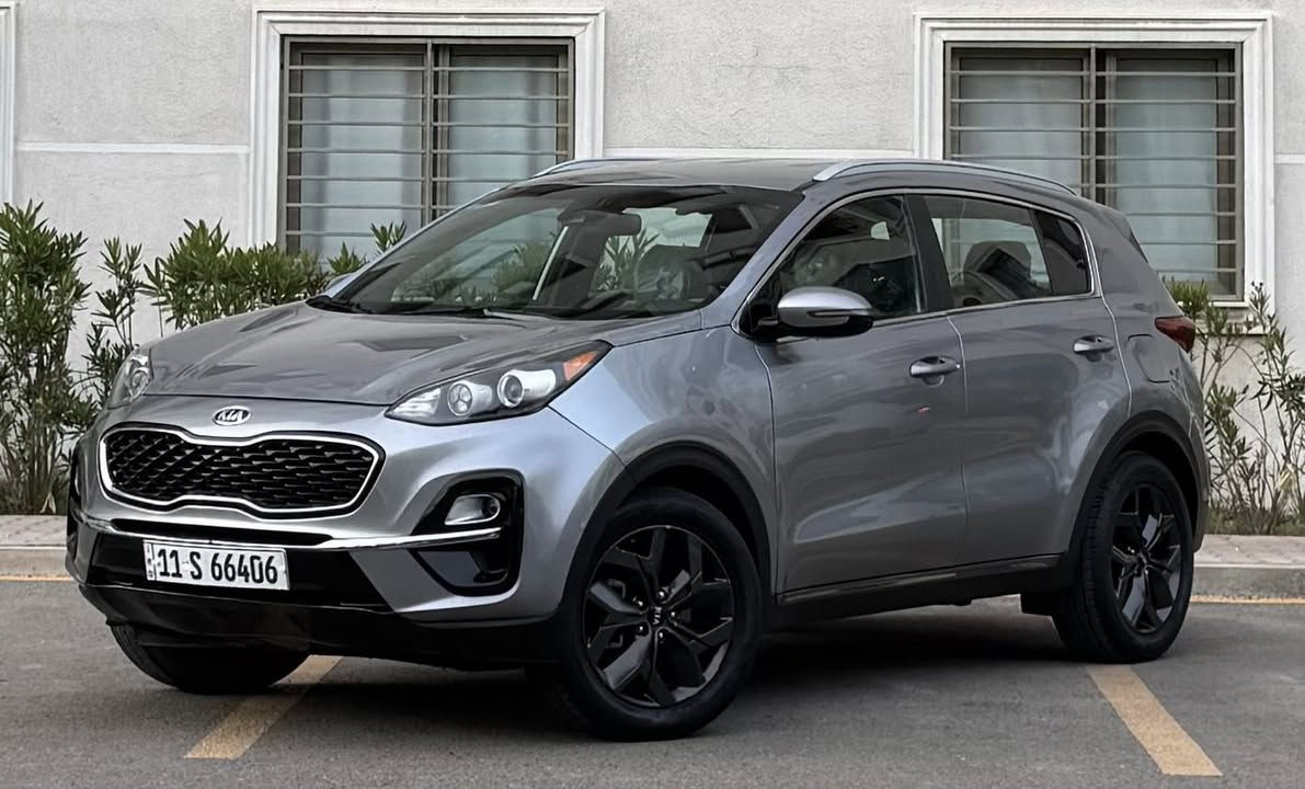 السلام عليكم اخوان
كيا سبورتج  2021
محرك 2400 
كير اوتو
ماشيه 57 
المواصفات

تحكمات ستيرن
شاشه كبيره
كامره دواره
رادار جانبي
مري شفط
حساسات خلفي
كشنات جلد
تدفئه كشنات 
مود درايف ( Eco/ sport/normal)
تحديد مسار
فور ويل
ويل كب 20
منضومه زينون Led

((والسياره بشرط ولا كلوب بلشبول مشتغل))

اخوان السياره بيه قطعتين صبغ ( جاملغ+ باب)
(السعر 158 وبيه مجال )
رقم بغداد بأسمي سنويه وهزه ورقم جديد
مكان السياره المنصور او الغزاليه 
للاستفسار ( ***********) واتساب
