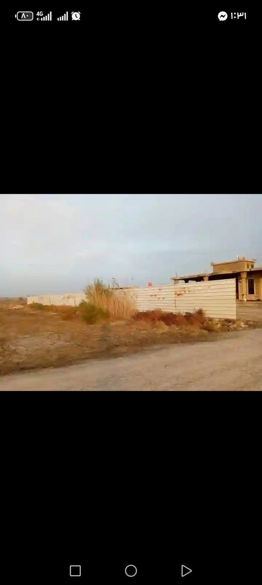 السلام عليكم ورحمة الله وبركاتة
ارض زراعية في  ناحية عكركوف  التابعة لقضاء آبي غريب

خمس دوانم عقد زراعي  الطول 220متر والعرض 57متر 

تبعد عن شركة طيبة مسافة 800متر 

تبعد عن الشارع العام 400متر وبيها قرار تبليط أنشا الله

تحتوي على 

كهرباء محولة خاصة

ماء اسالة 

بئر ماء 24متر

دارين 

 كرفان طول 13متر4مترالعرض

الدار الاولى تحتوي على 

مظيف 4/10

4/6ثلاث غرف نوم مع حمامات داخلية 

حمامين خارجيات 

الدار الثانية 

3غرف 4/5

حمام ومطبخ 4/4

والسعر 600مليون 

للمعلومات الاتصال على الرقم. 

صاحب الارض

***********
***********
