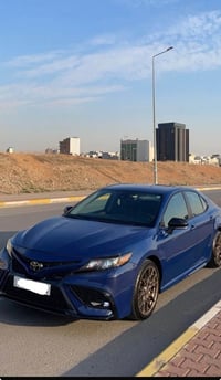 كامري SE • ٢٠٢٣ • ماشي ٥١٠٠٠