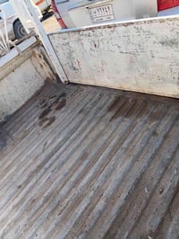 تيوتا بيكب80 شغاله بيها بدي نظيف للبيع07707200599