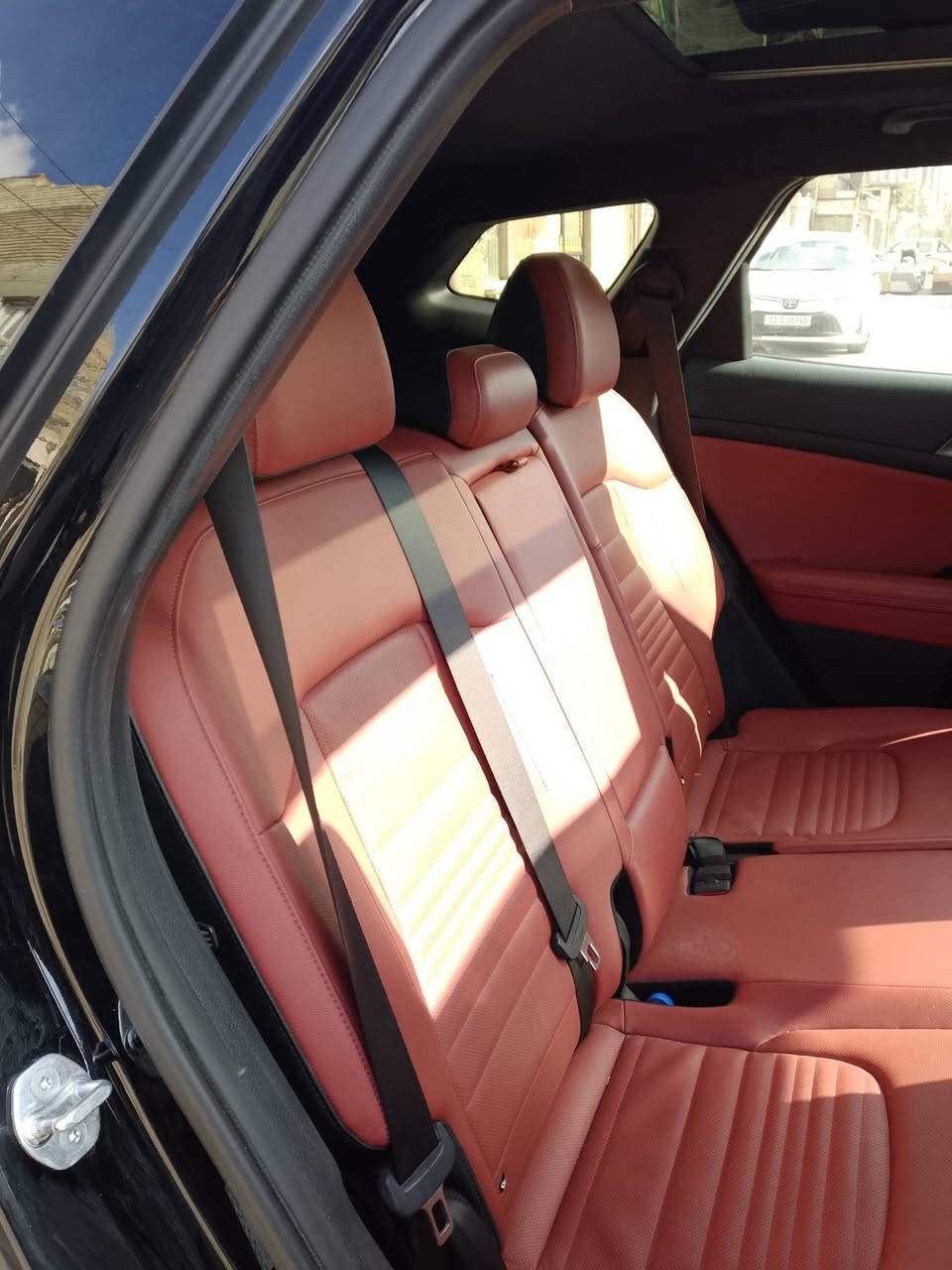 سبورتنج للبيع موديل 2023 وارد امريكي فول مواصفات فئه (برستيج) أعلى مواصفات بصمه فتحه كشن كهرباء كشنات تدفئه تبريد كامرات 360درجه رادارات محيطيه تحديد مسار سياقه ذاتيه
تشغيل عن بعد بعد بيها اهواي مواصفات حادثها جاملغ وبنيد بأمريكا 
رقم بغداد.. بسمي تحويل ثاني يوم رقم جديد 
مكان السياره بغداد 
السعر 197وبيها مجال 
الاستفسار***********
