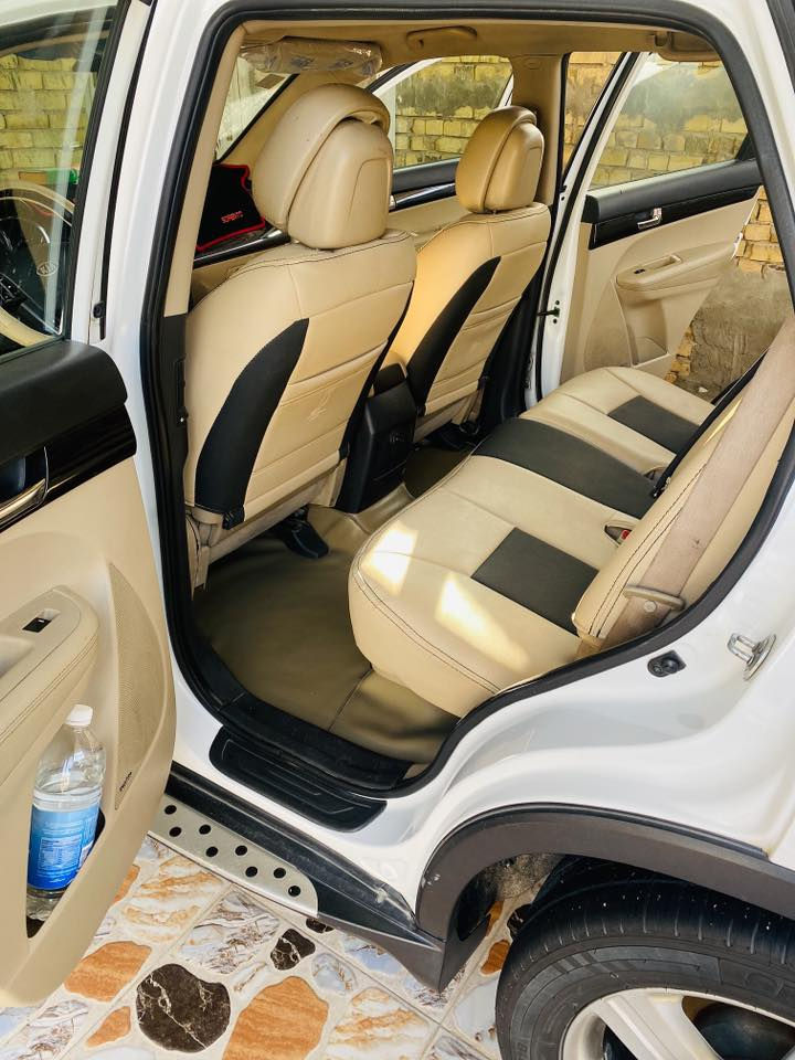 اللهم صل على محمد وال محمد
ً
سورنتو امريكي  ابيض صدفي موديل ٢٠١٣

محرك ٦سلندر

رقم بغداد مشروع وطني حرة  ب اسمي وسنوية جديد   لحد ٢٠٢٧

السيارة رش هلال جاملغ الخلفي بدون دواخل ولا لغد ولا كلشي ضربة واردها فقط

كير + مكينة كفالة  ايضا شرط الفحص
مواصفاتها معروفه

فول بصمه +بانوراما +مري جانبيه كهربائيه + تبريد سبع راكب* منظومه زنون بلوجكتر زنون 
سونارها موجود كامل

للتواصل الخاص او واتساب / واسط الكوت

***********
