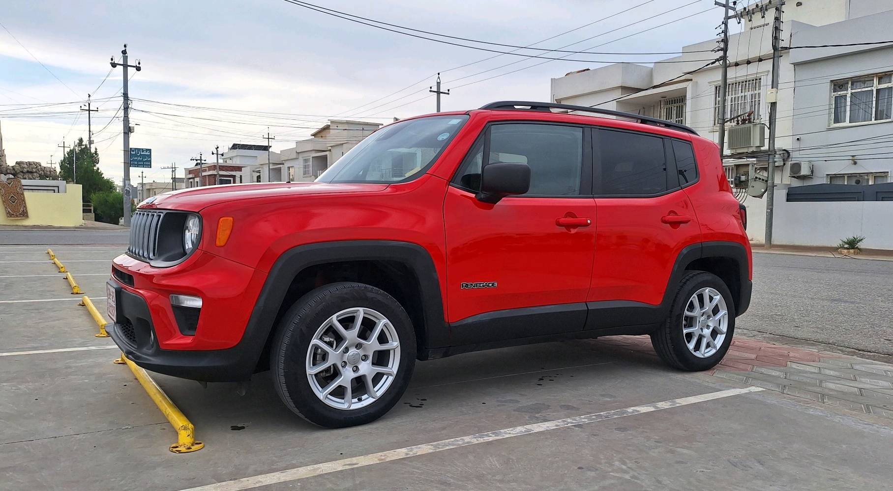 جيب رينيگید ٢٠٢٣
بصمة ، شاشه كبیرة،  كاميرا دوارة،  رادارات امامية و نقاط عمياء،  كشن كهربائي و هیتر،  ستیرن هیتر، فور ويل  ، بصمتين، ...
بيها بابين طرف اليمين مبدلات بلادي . امام و خلف السیارة كبس بدون حادث 
ايرباك بردة واحد فقط ومصلح ومسستم بلادي. 
ماشیة ١٤٠٠٠ فقط
مكینة ٤سلندر ١٣٠٠توربو
مكان السيارة اربيل 
السعر  156ورقة
مرقم اربيل جديد 

موبایل،  واتساب،  فايبر 
***********

XXXXXXXXX'XXXXXXXX

جێب رینیگەید ٢٠٢٤

بصمة،  شاشة  گەورە،  کامیرای خولاو،  دەبل ئەکسل،  راداری پێش و تەنیشتەکان،  ....
٢ دەرگای لای سەکن بلاد گۆراینە و پێش و پشتی کەپسە. 
١٤٠٠٠ رۆیشتیە 

نرخ  156 ورقە 
رقم اربیل

موبایل،  واتساب،  فايبر 
***********