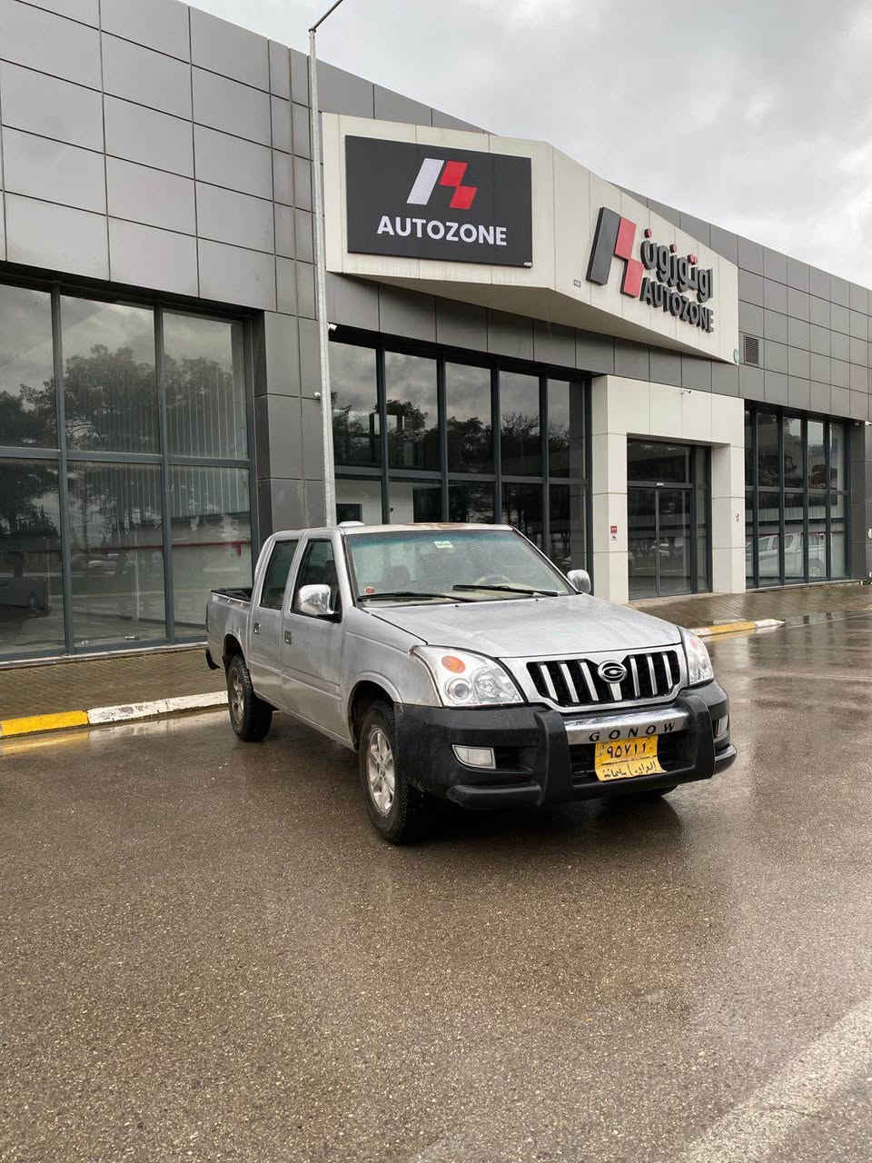 گوناو مودیل ٢٠٠٧ مەکینە بەخ سەیارەیەکی زۆر جایزە سەنەوی بەسەر چوە گیرو مەکینەو ئەکسل بە شەرت لایتو دوعامی تەزەیە.نرخ ٣٥ گەلا تکایە چات مەکە گەر مشتەری نیت   *********** السليمانية, العراق
