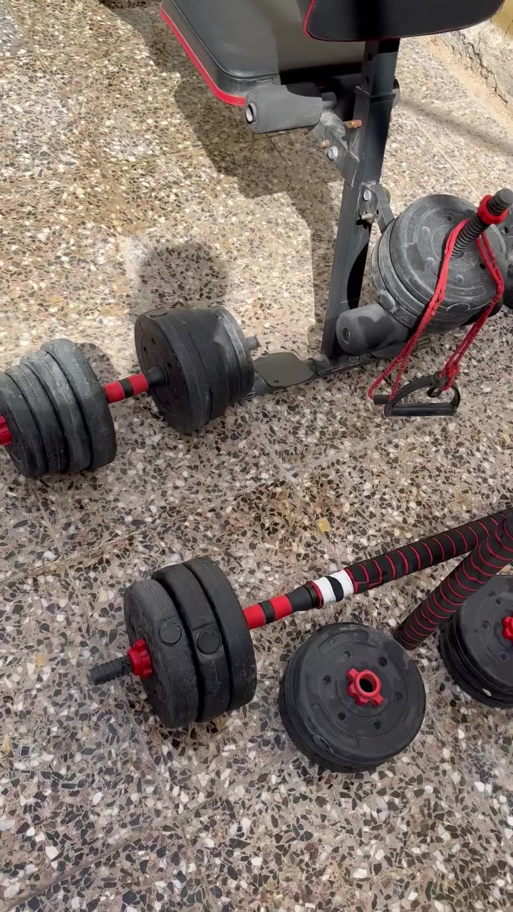 مصطبه كل التمارين بيها صدر ضهر تراي كيل رجل بالاضافه لحبل واشناو ودمبلصين متغير الوزان شفت متغير الاوزان 
للعلم الاوزان اني مشتري زيادة لان يجي وياها بس 10 اقراص
السعر 300 مكاني بغداد البلديات ***********
