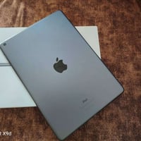 ايباد ابل ٩ • ذاكرة ٦٤ • مستخدم ٥ أشهر