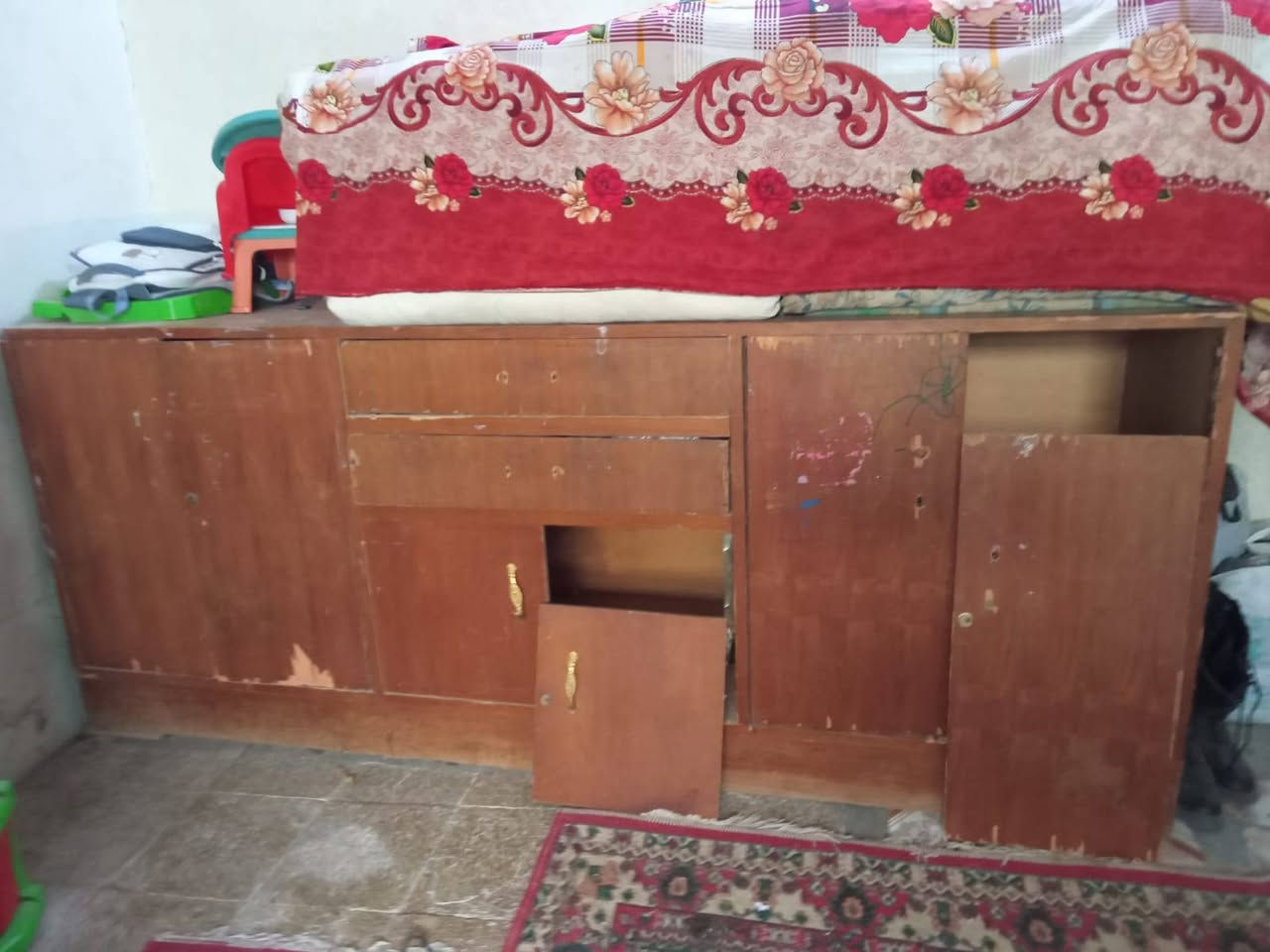 كنتور يرادله ترتيب 25
بوفيه مترين ونص يرادله تصليح 40


**إذا كنت صاحب هذا الإعلان وتريد حذفه لأي سبب، رجاءا أرسل رسالة إلى الدعم الفني**