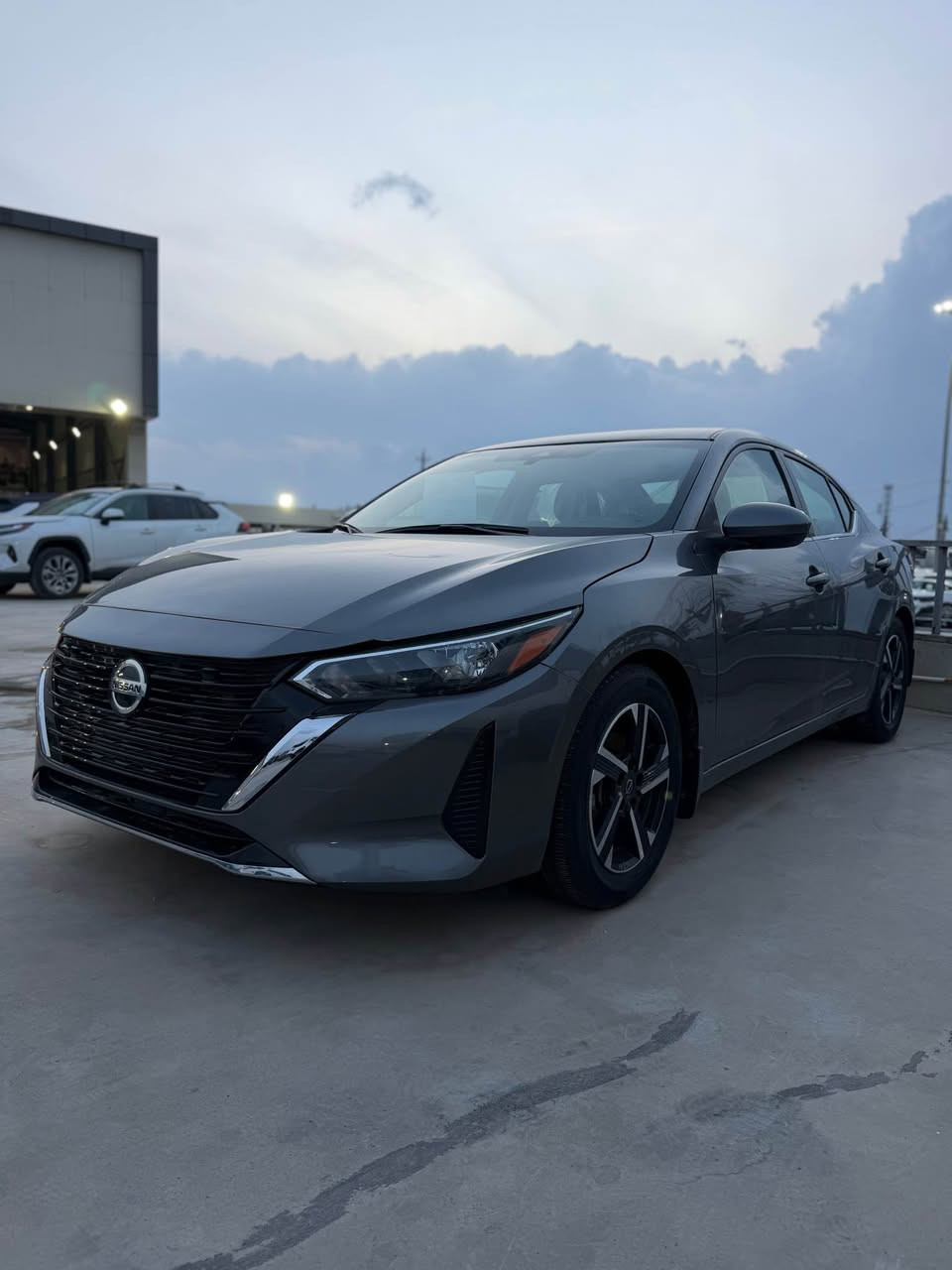 Nissan sentra 2024 Sv
نیسان سێنترا ٢٠٢٤
بەسمە✅
ڕادار⚠️
خەتی جادە🚦
ئەوتۆ ستۆپ🔴
ئەوتۆ هۆلد🌀
ئیمێرجنسی برێک🆘
حاسە‼️
کامێرا📷
تحکومات سوکان🕹️
تحدید سورعە⌛️
سێ مۆدی لێخوڕین
كوشن هيتەرو سوکان هیتەر
Eco✅
Normal 🆗
Sport🏎️
—***********–
شاشە گەورە 🖥️

Android auto ✅
Carplay ✅
Aux✅
USB✅
Bluetooth✅
ڕاداری تەنیشتەکان⚠️
ڕاداری دواوە⚠️
بەس بۆنیت بۆیاخە 
ژمارە کاتییە سێ مانگی لەگەڵە بۆ ڕەقەم
١١٥$گەلا 
لە سلێمانیم السليمانية, العراق
