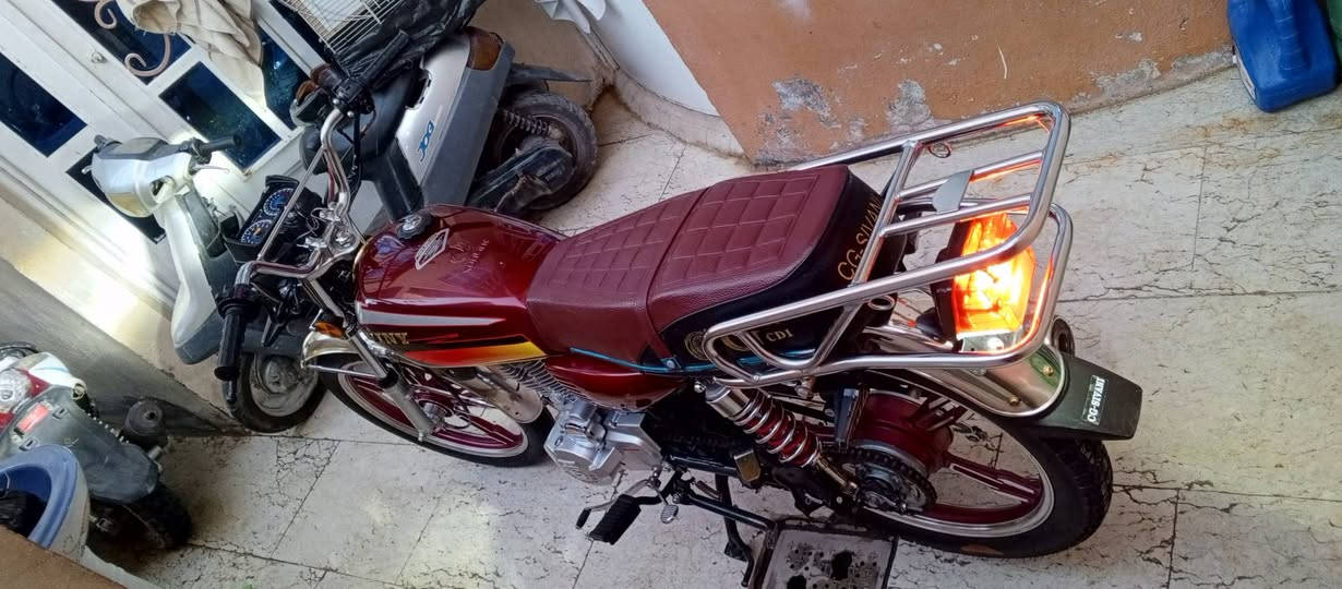 السلام عليكم سيفان موديل 26 نقصهه بس عداد مكينتهه ما ممدود عليهه سبانه
الرقم ***********
