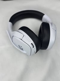سماعات أصلية • ٧٠ ساعة • PS4/PS5 PC