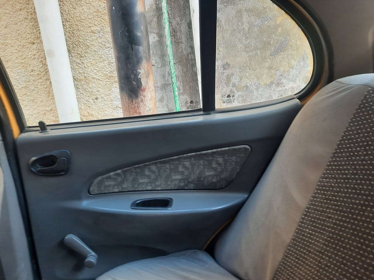 سلام عليكم طيبه للبيع مديل 2015 بدون تبديل والسياره صبغ جوملغ صفحت الأيمن السياره بسمي تحويل ثاني يوم
***********
