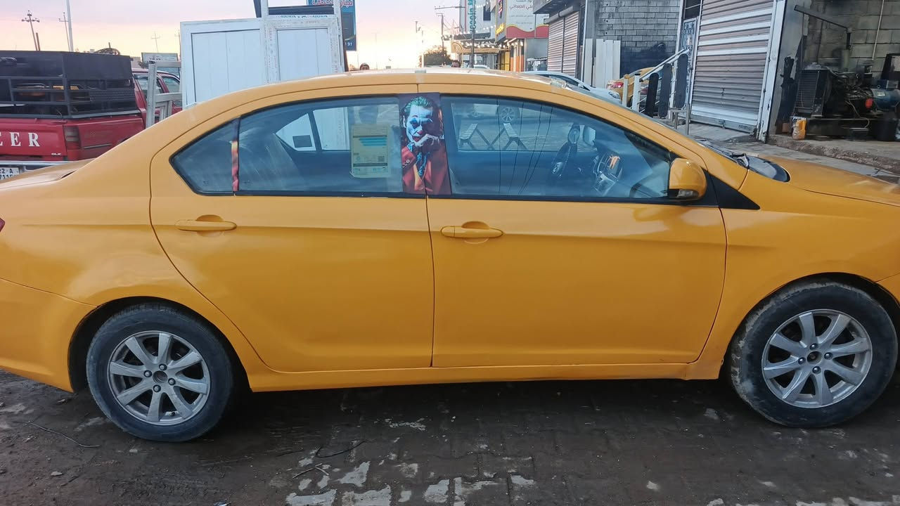 ‏السلام عليكم ✋
‏كريت ويل 2013 ✈️
‏كلين بدون حادث ✅
‏رقم واسط سنويه لحد 2029 مشروع وطني 
‏دولي ارقام انكليزي يتحول بكل العراق
‏باسمي شرط التحويل ثاني يوم اداورها باسمك        مقدم ع بطاقه بنزين ومستلم وصل 
‏السياره احلى من الصور بهواي
‏والسياره متعوب عليها صدرها زين✅🚖 
‏كهربائياتها كلها شغاله مابيها شي نقص صبغتها جديده بيها دوشمه جديده ✅  
‏ شرط كير عادي مكينه يارس ياباني كفاله  دوشمت الكاعيه كلها جلد  مختصر تاخذ السياره وتدعيلي وبوجهك ع شارع جاهزه ع✅ اخر حبايه+ السعر 50 وبيها مجال واني💸 خادم ⛳مكاني كركوك حي الواسطي
‏واتساب او اتصال  ***********
