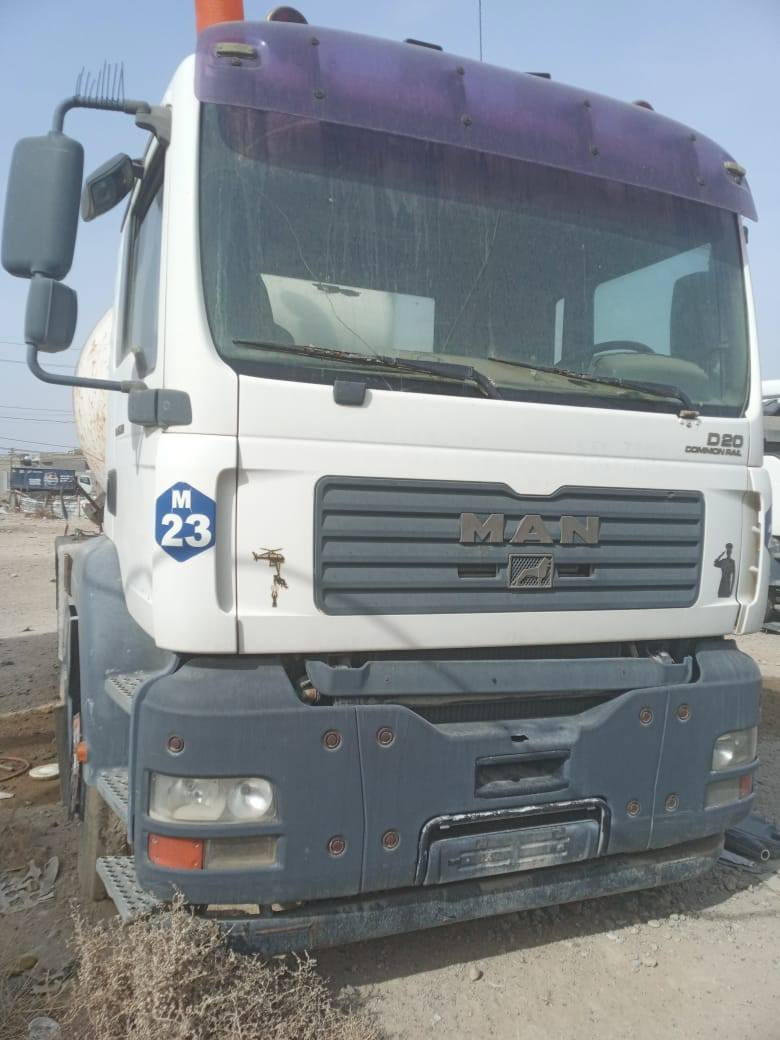 خباطات للبيع كوم حديد الموديل 2005 ***********
