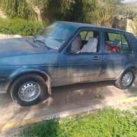 كولف موديل ٨٩ كير او محرك.شرط 8.0صبغ عام جماليه سيارة جاهزه متعوب عليه...