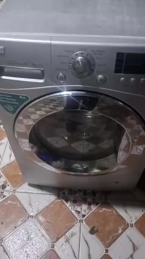 غساله اوتماتيك عطلهه شرحنا بلفيديو سعره ١٧٥ مكانه معقل شراي اتصل موجود واتساب ***********
